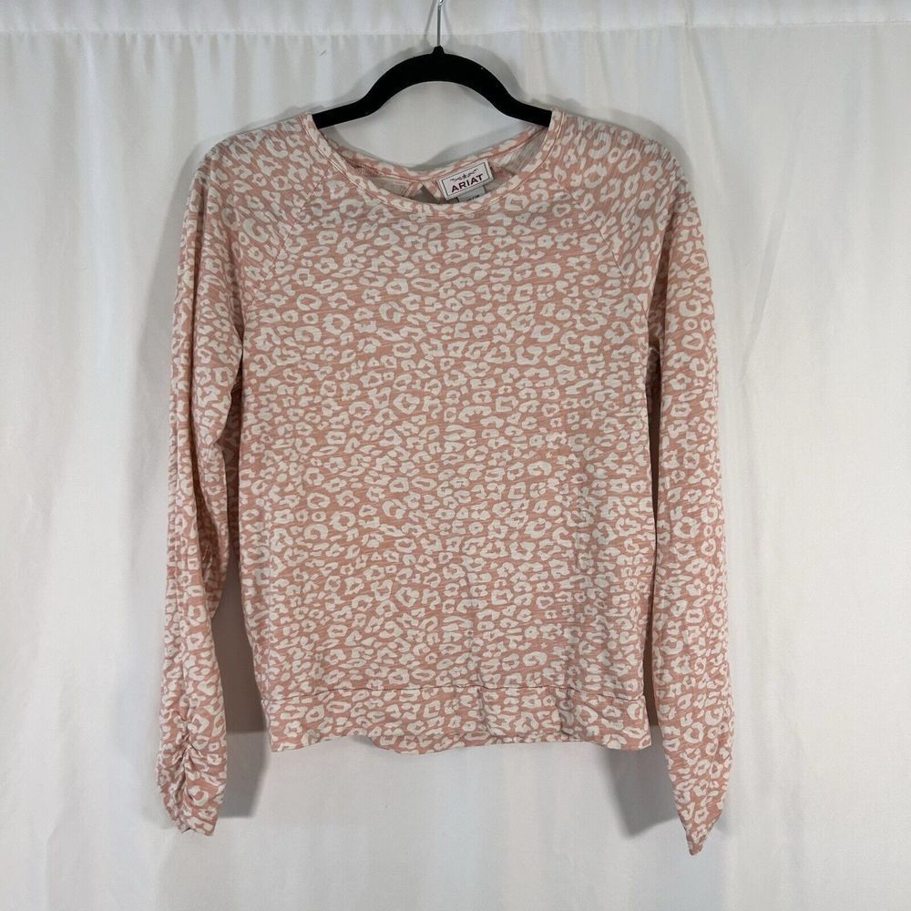 ARIAT Blouse Women's XS Pink Cheetah Print Long Sleeve Open Back Lightweight